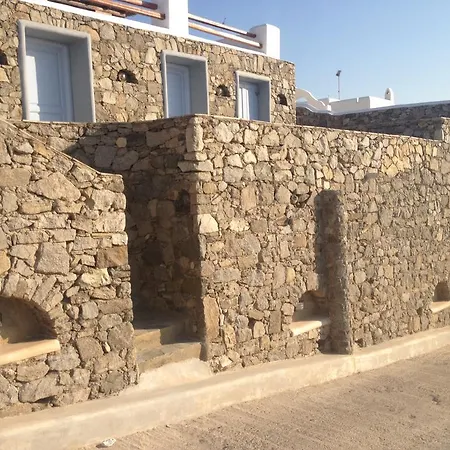 בית הארחה Mike's Place *